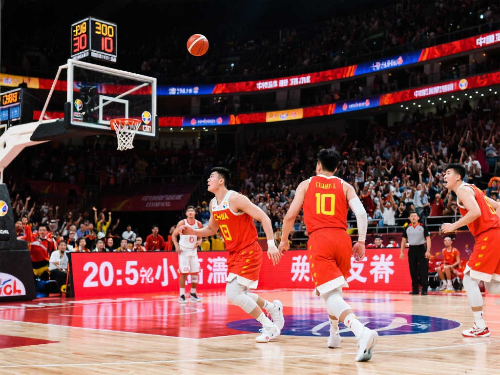 够在关键时 够在关键时